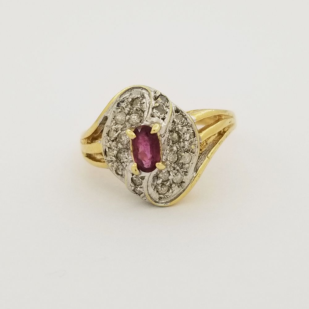 Appraisal: K Gold Ruby Diamond Ring K Gold Suma Ruby Diamond