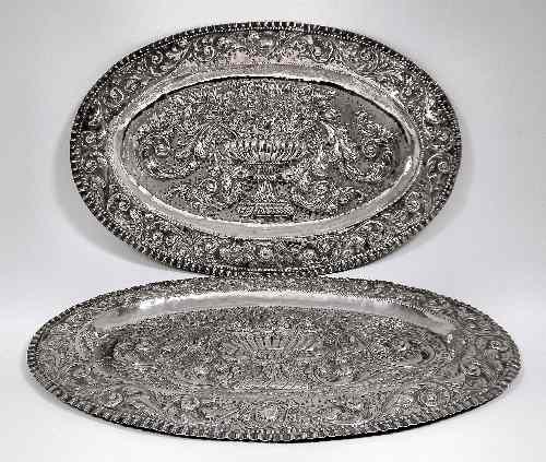 Appraisal: A pair of th Century Continental silvery metal oval dishes