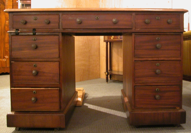 Appraisal: Victorian Mahogany Kneehole Desk th century with tooled brown leather