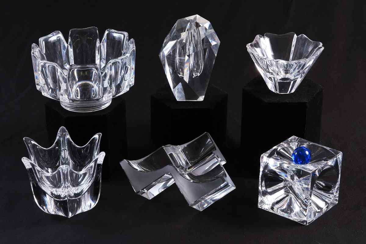 Appraisal: DAUM ORREFORS STEUBEN CRYSTAL TABLE TOP ITEMS To include Daum