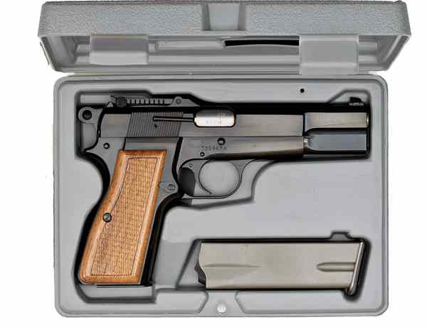 Appraisal: Browning Hi Power Semi-Auto Pistol mm cal '' barrel S