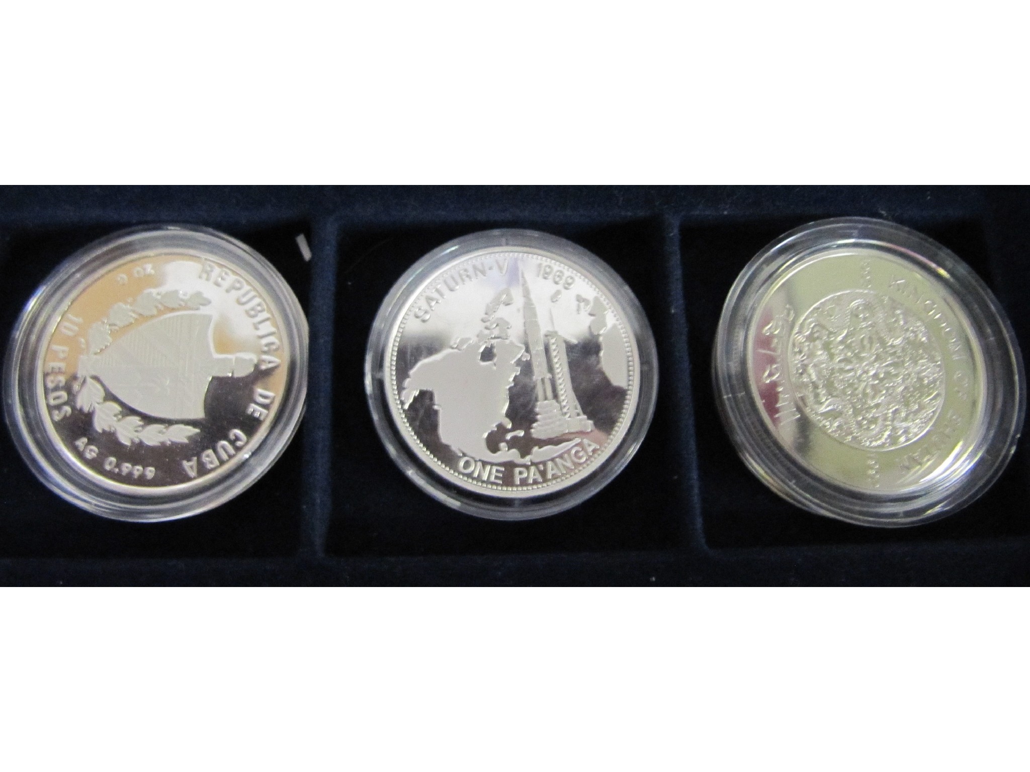 Appraisal: Twenty two silver proof commemorative coins in luxury case to