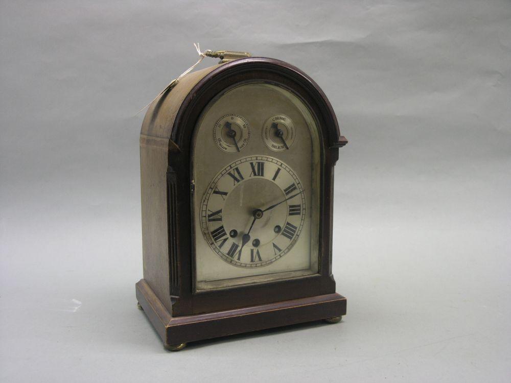 Appraisal: An early th century mahogany bracket clock with silvered dial