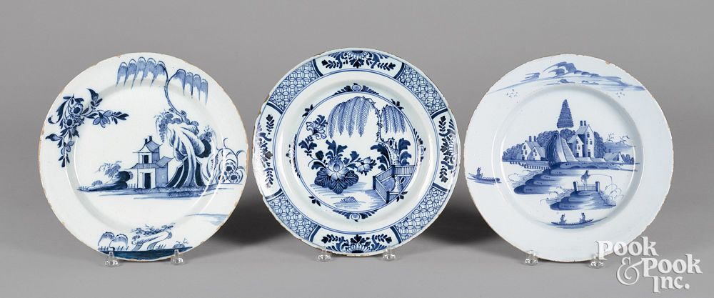 Appraisal: Three Delft blue and white chargers mid th c Three