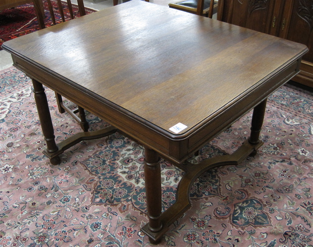 Appraisal: AN OAK DINING TABLE Belgian c the rectangular top raised