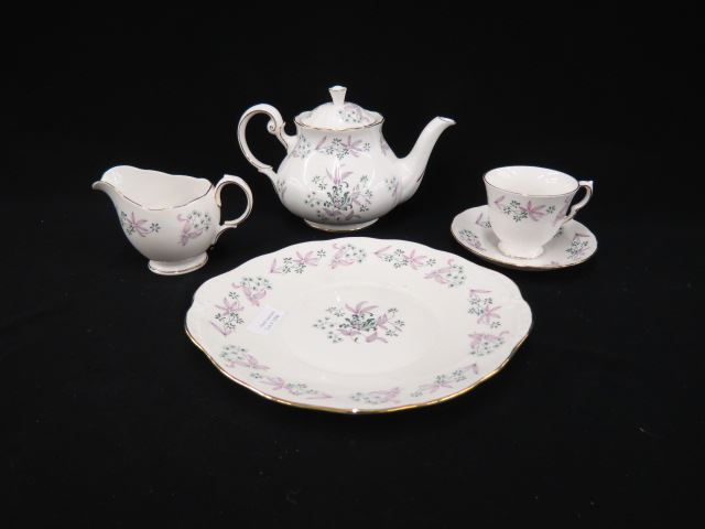 Appraisal: pc Ridgway Colclough Dessert Service includes teapot sugar creamer cups