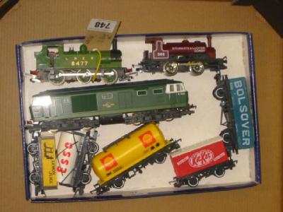 Appraisal: Three Hornby locomotives comprising Hymek diesel in B R green