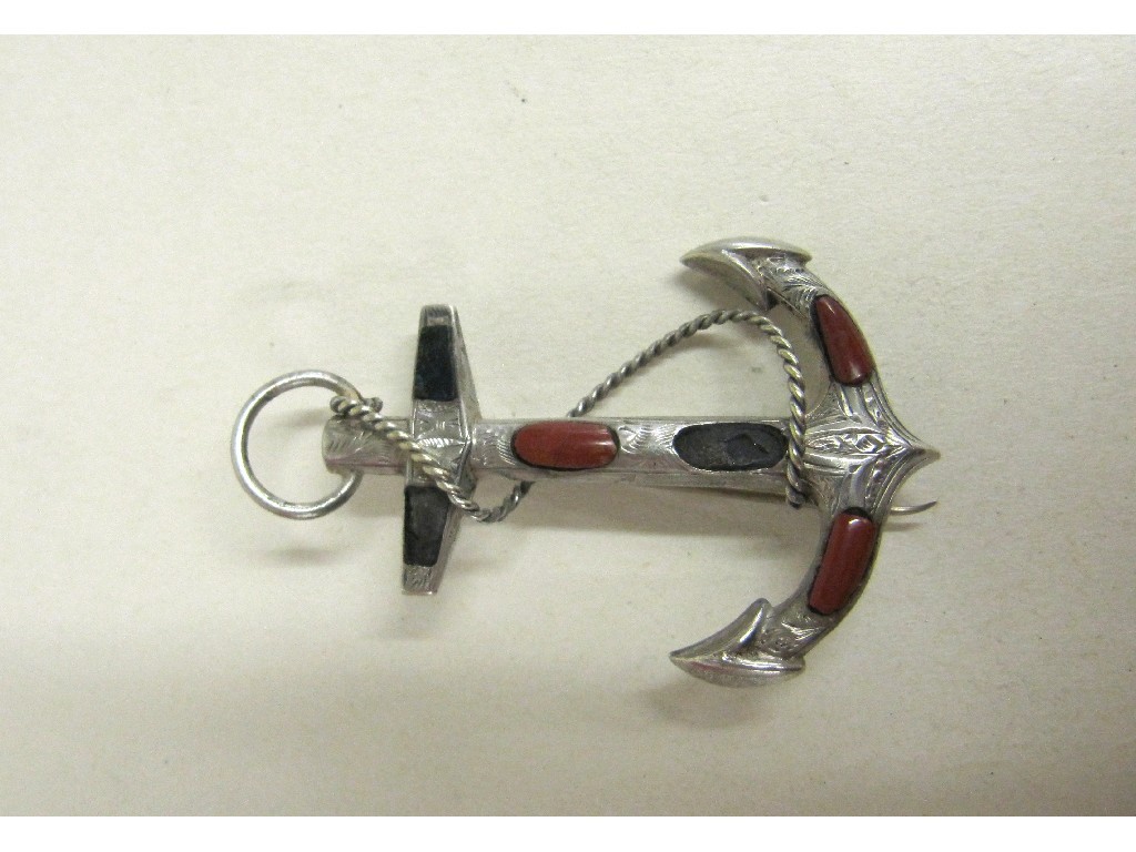 Appraisal: Scottish silver and agate anchor brooch