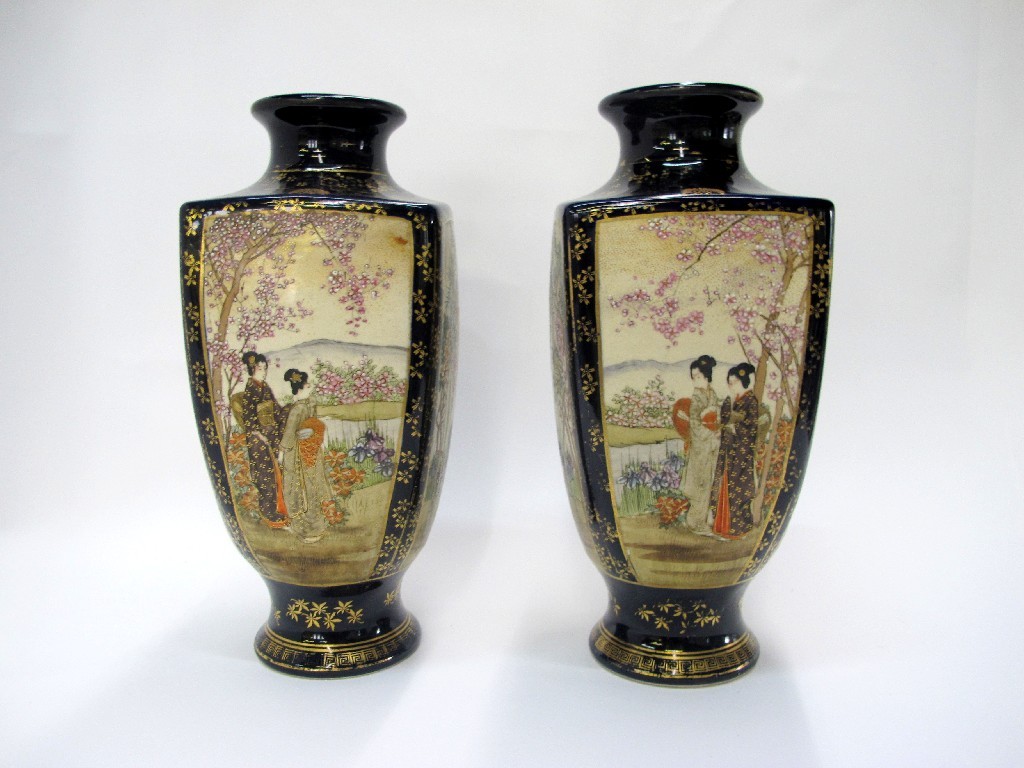 Appraisal: Pair of Japanese Satsuma vases with gilt and blue decoration