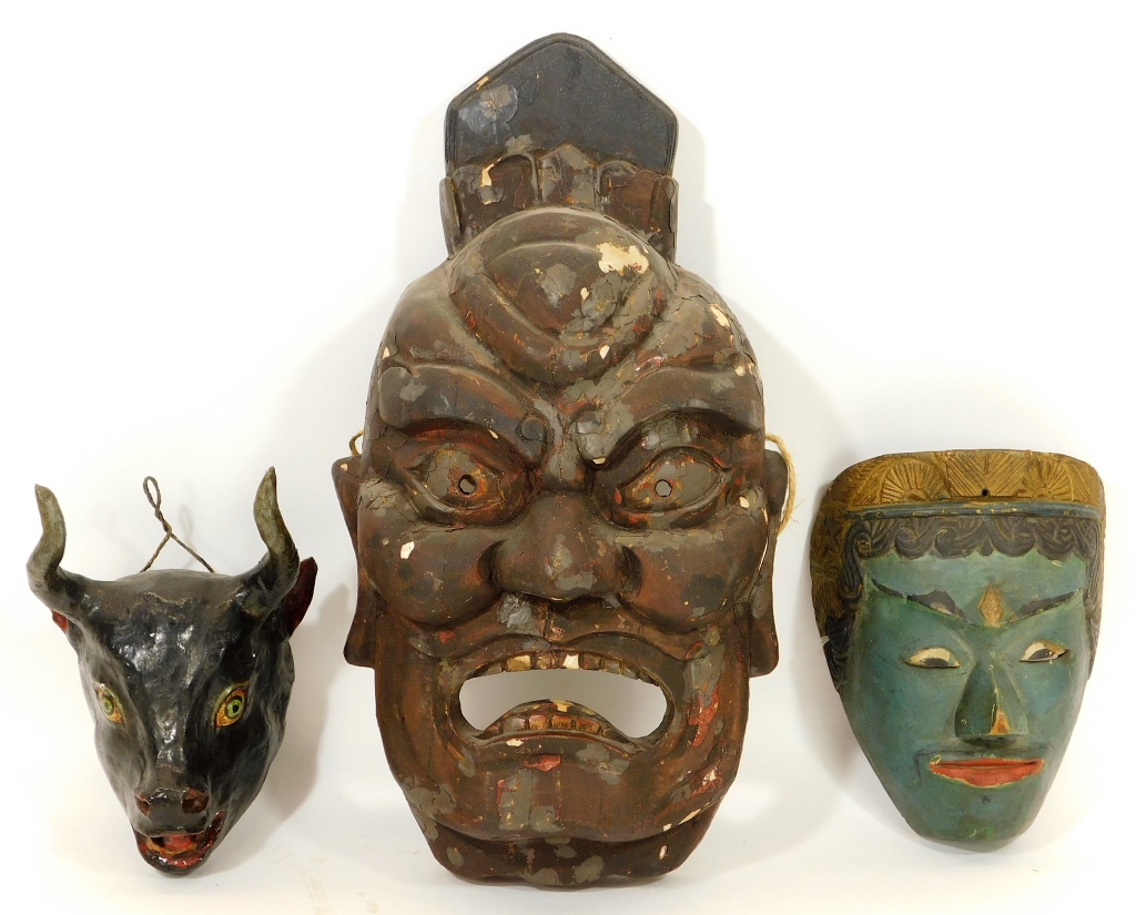 Appraisal: PC JAPANESE FIGURAL CARVED WOOD MASK GROUPING Japan th CenturyLot