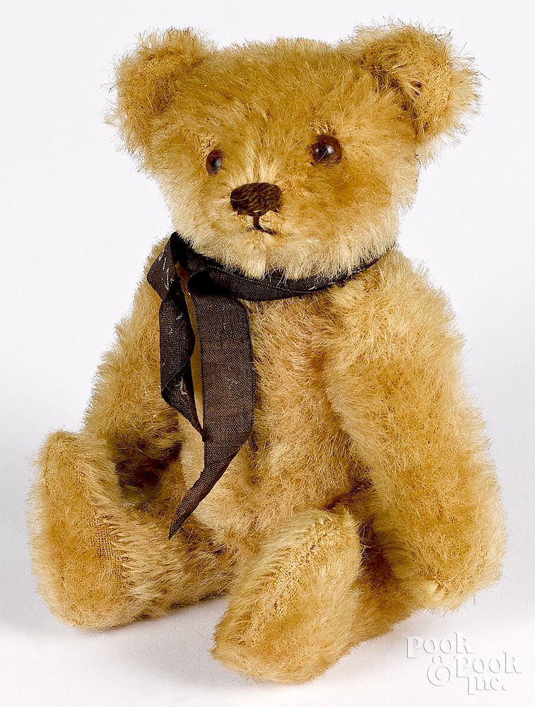 Appraisal: Steiff mohair teddy bear Steiff mohair teddy bear ca 's-