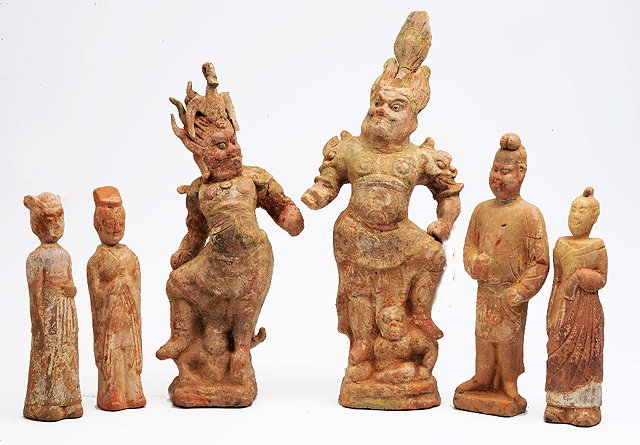 Appraisal: A collection of six Chinese pottery tomb figuresSui Tang dynasties