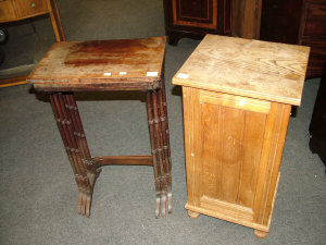 Appraisal: A Victorian mahogany Sutherland table the rounded top upon block