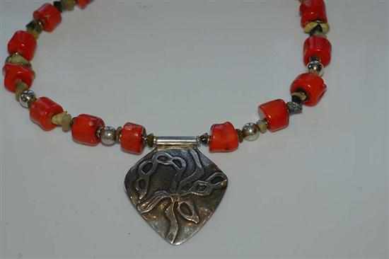 Appraisal: A CORAL AND STERLING SILVER NECKLACE BY SIRI ORIBERG