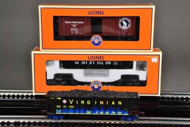 Appraisal: LIONEL FREIGHT CARS - MISC Including Great Northern U S