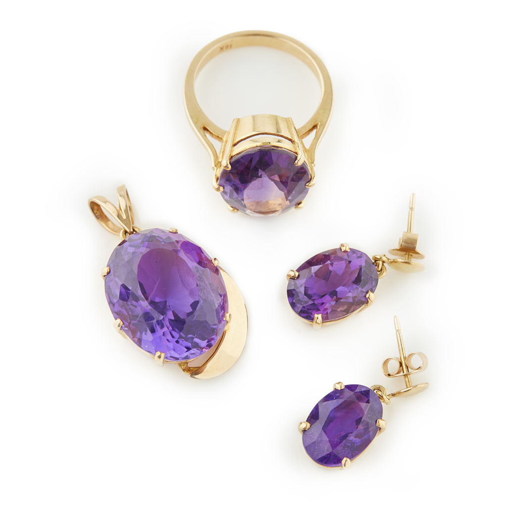 Appraisal: A suite of amethyst jewellery comprising a ring pendant and