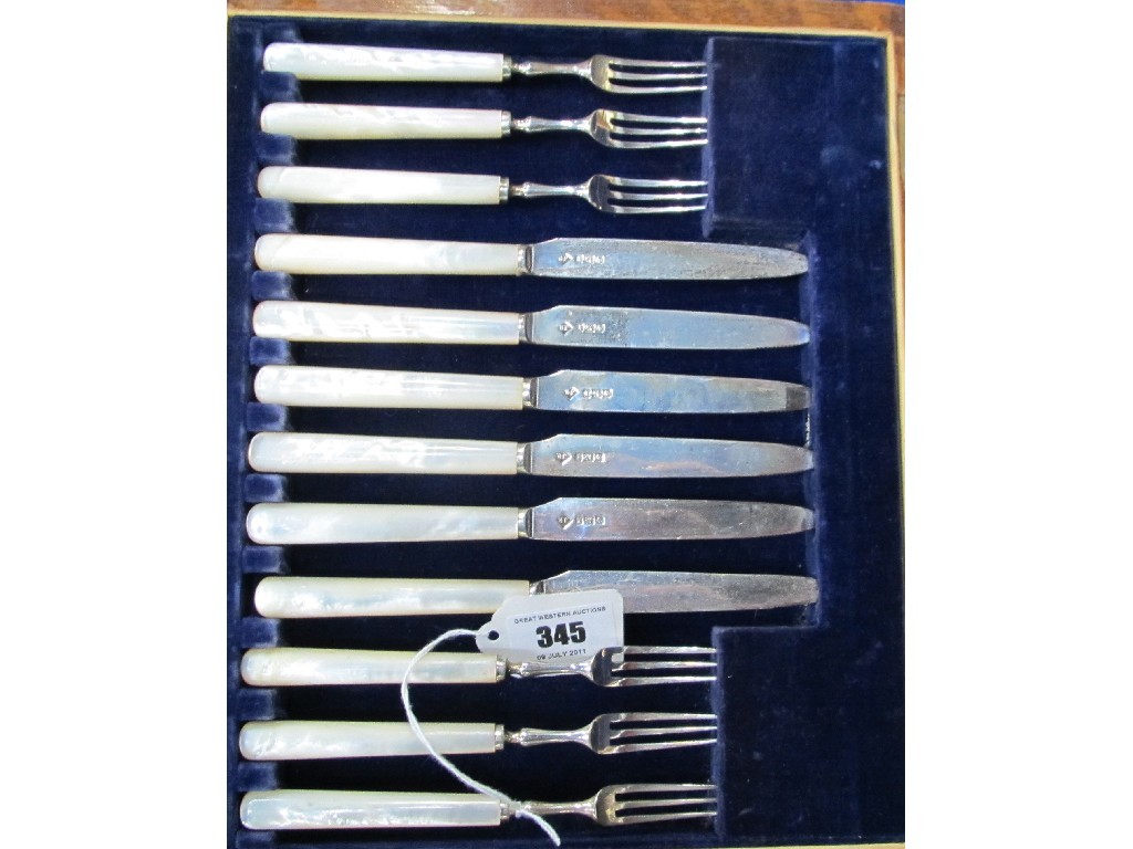 Appraisal: Cased piece mother of pearl and silver fruit cutlery set