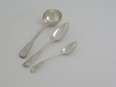 Appraisal: A quantity of Fiddle and Thread pattern flatware comprising eighteen