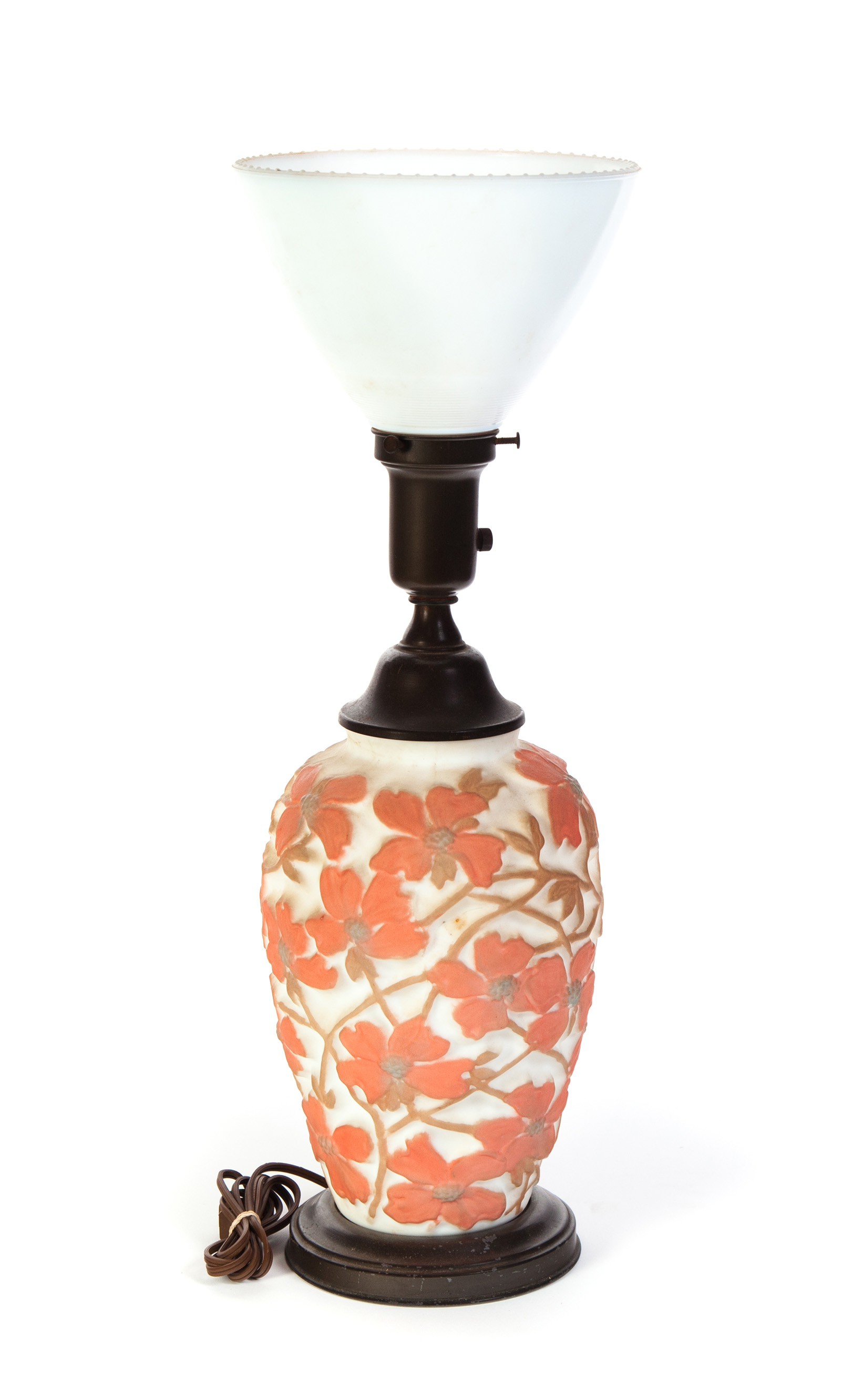 Appraisal: TABLE LAMP WITH FLORAL GLASS BASE POSSIBLY PHOENIX American st