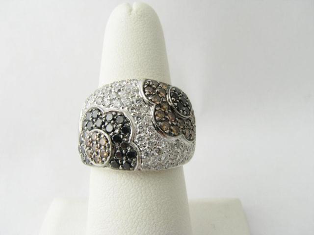 Appraisal: Designer Lady's k white gold contemporary style floral motif ring