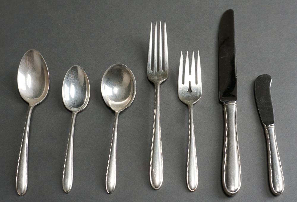 Appraisal: TOWLE 'SILVER FLUTES' STERLING SILVER PARTIAL FLAT -PIECE TABLE SERVICE