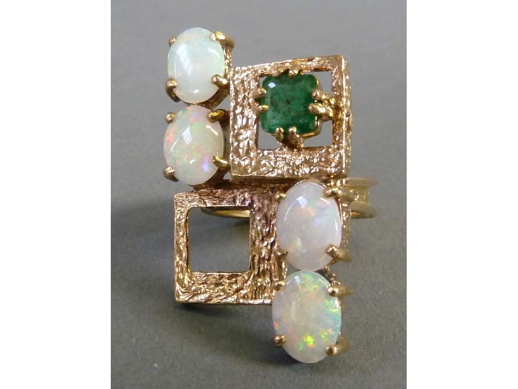 Appraisal: 's TEXTURED ct GOLD OPAL AND EMERALD RING the large