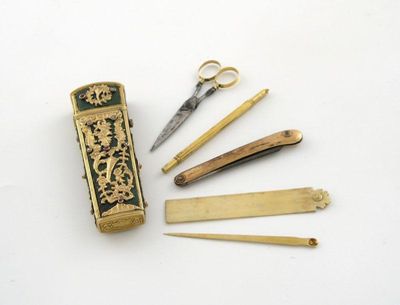 Appraisal: An th century gold mounted shagreen etui case of tapering