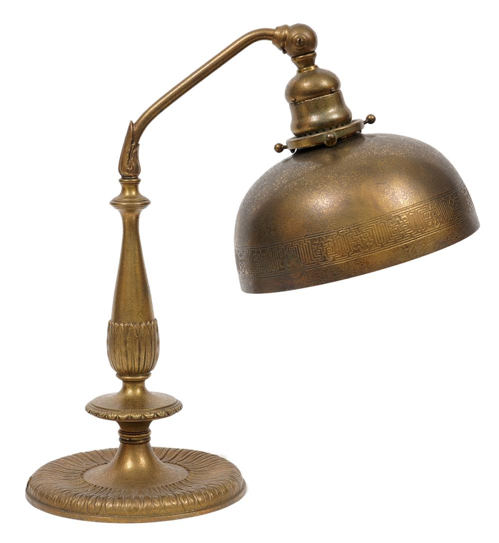 Appraisal: TIFFANY STUDIOS BRONZE DESK LAMPTiffany Studios bronze desk lamp with