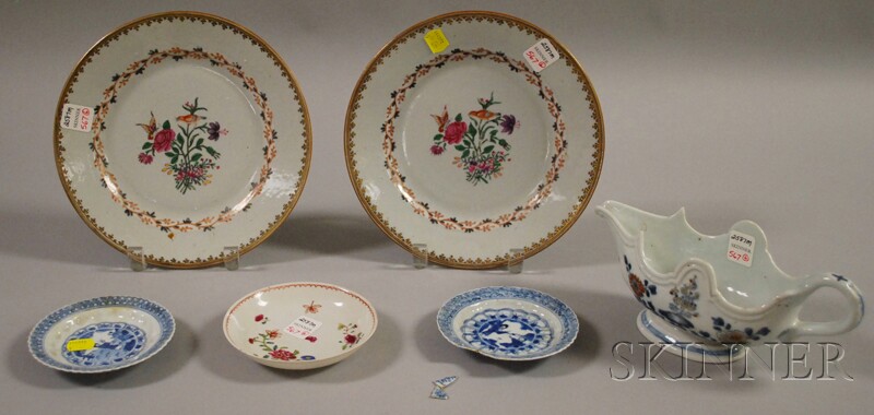 Appraisal: Six Export Asian Porcelain Table Items two famille rose dinner