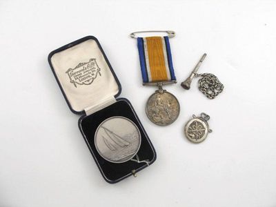 Appraisal: World War I a Chaplain's medal War medal Rev A