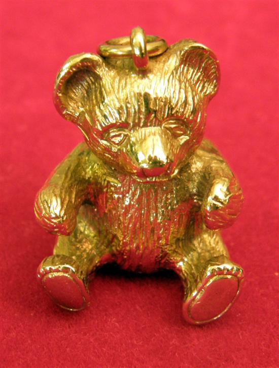 Appraisal: ct gold teddy bear pendant