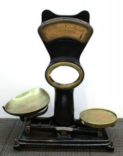 Appraisal: English Antique Scale Automatic Scale Co English antique Automatic Scale