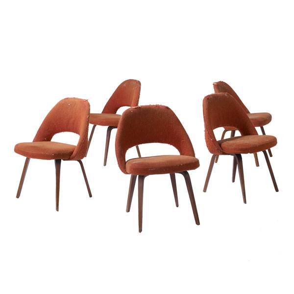 Appraisal: EERO SAARINEN KNOLL Set of five dining chairs upholstered in