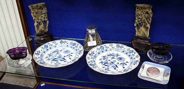 Appraisal: TWO MEISSEN PORCELAIN PLATES decorated in blue one AF together