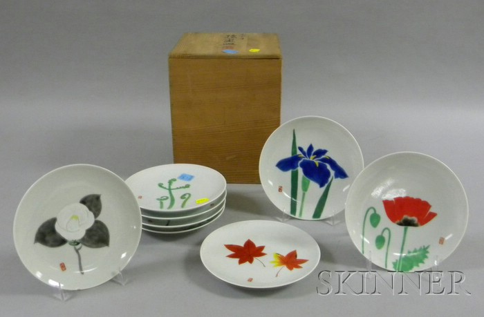 Appraisal: Set of Twelve Hand-painted Japanese Plates cased dia in