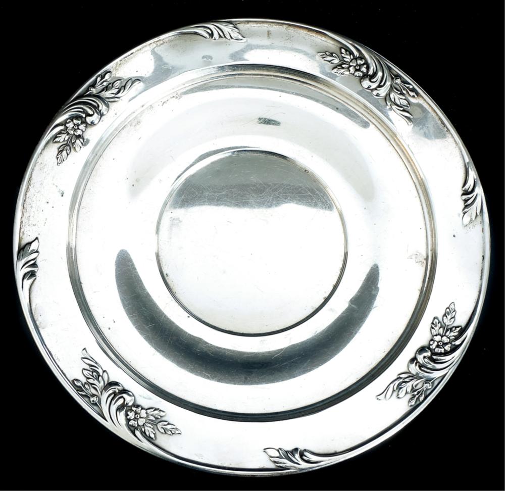 Appraisal: WHITING ROSE OF SHARON STERLING SILVER SERVERFrank Whiting sterling silver