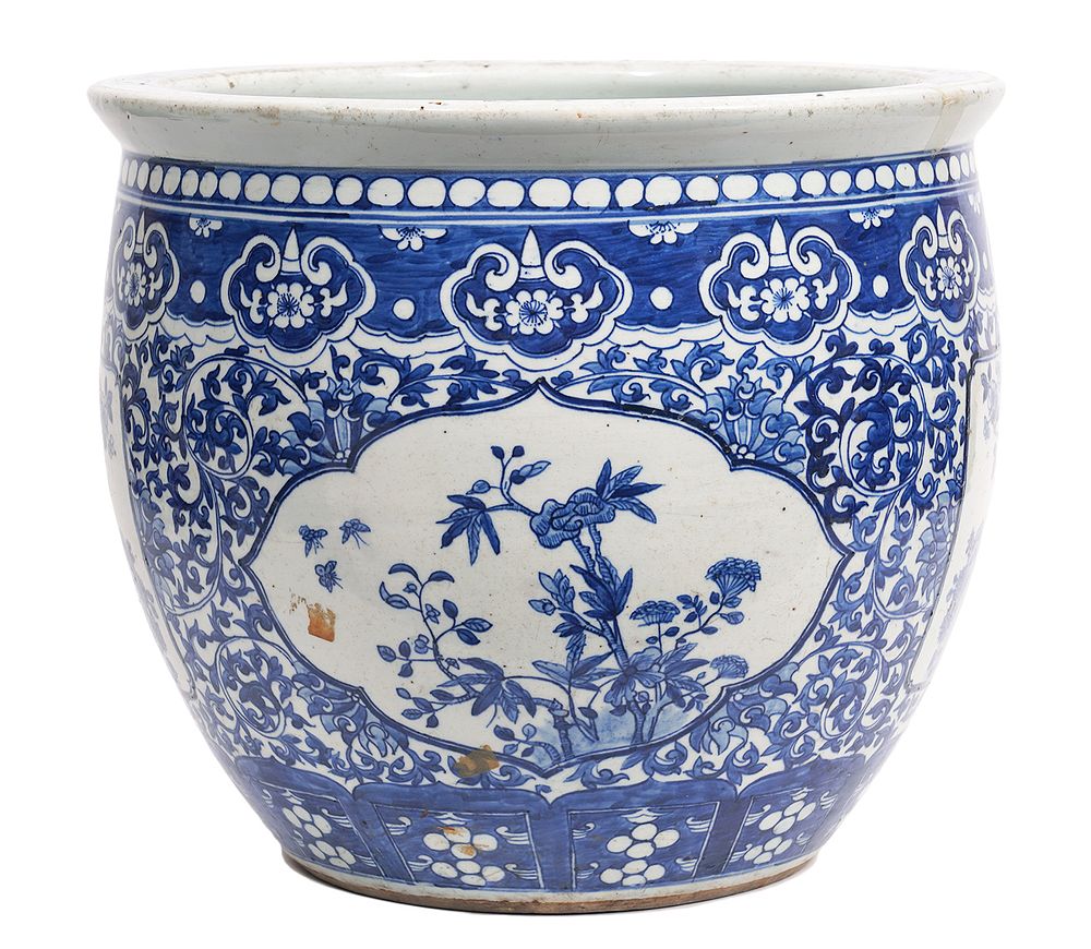 Appraisal: Chinese Large Porcelain Blue White Jardiniere Chinese porcelain large jardiniere