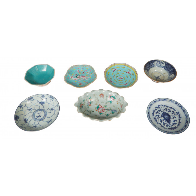 Appraisal: Group of Seven Pieces of Chinese Porcelain early th c