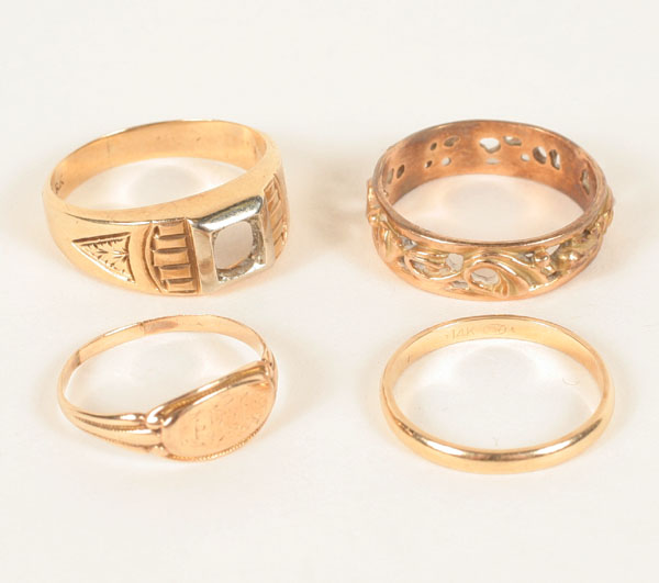 Appraisal: Lot of four vintage and antique K gold rings including