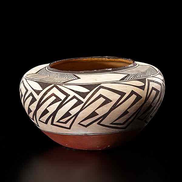 Appraisal: Acoma Jar squat form with zigzagging design on exterior interior