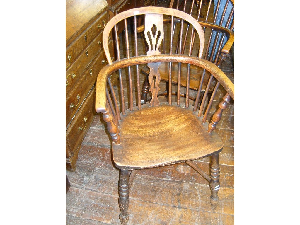 Appraisal: A Georgian Windsor hoop and stick back elbow chair with