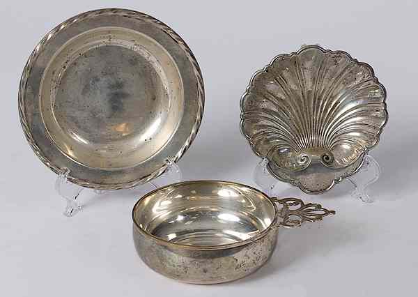 Appraisal: Sterling Silver Dishes American an assembled group of three dishes