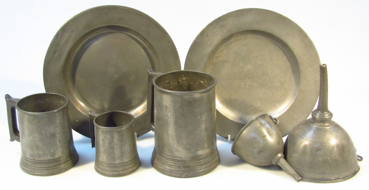 Appraisal: A collection of pewter to include two early thC pewter