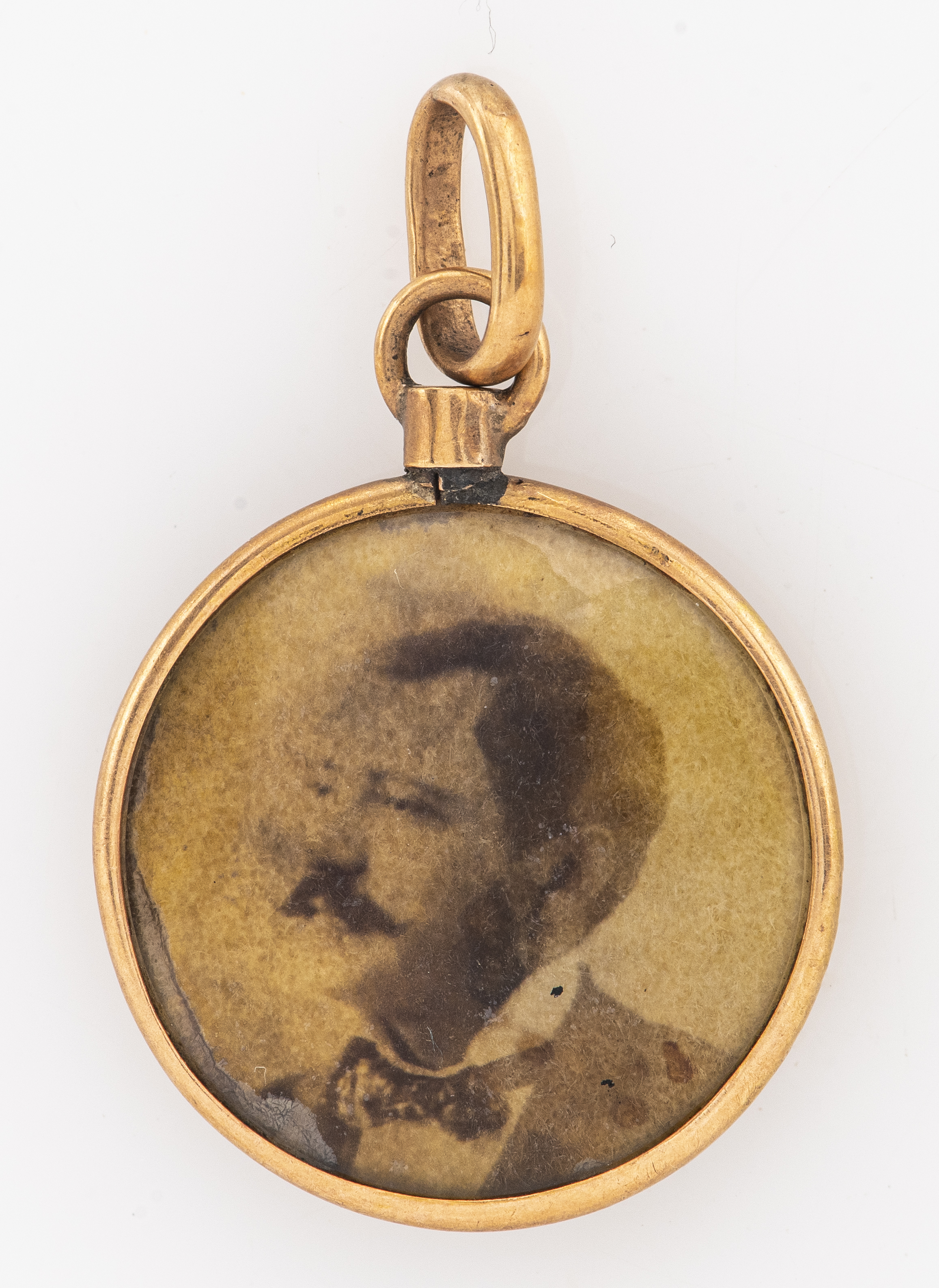 Appraisal: VICTORIAN K ROSE GOLD ROUND PORTRAIT PENDANT Antique Victorian K