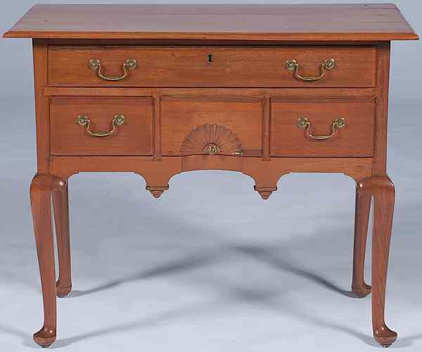 Appraisal: Cherry Colonial Revival Dressing Table American ca s a Queen