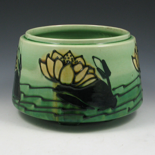 Appraisal: Scarce Roseville Ceramic Design - planter with squeezebag-decorated water lilies