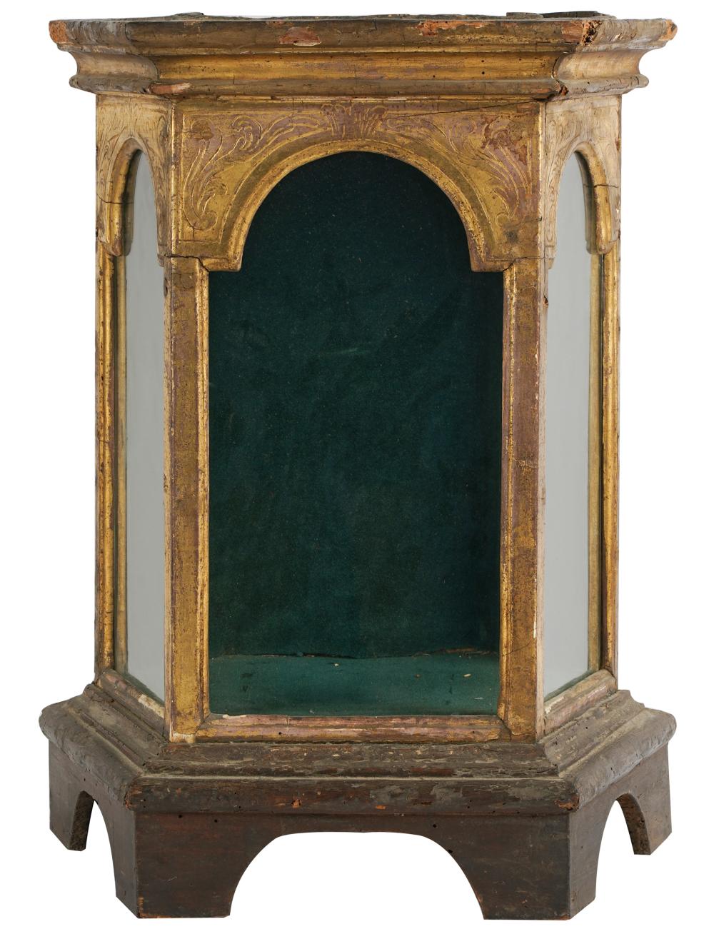 Appraisal: ITALIAN GILTWOOD SHRINElate th early th century the angled case