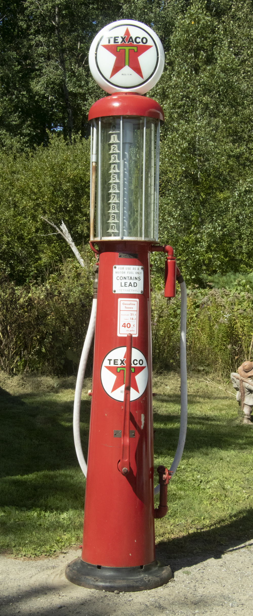 Appraisal: WAYNE TEXACO VISIBLE GAS PUMP WITH GLOBE Vintage -Gallon Pump