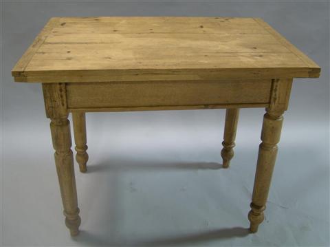 Appraisal: COUNTRY PINE HINGED TOP DINING TABLE The rectangular hinged top