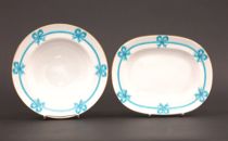 Appraisal: Pair of Minton Serving Dishes Pair of Minton serving dishes